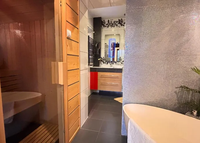 Apartment Asenata Apartament 46M2 Z Wanna